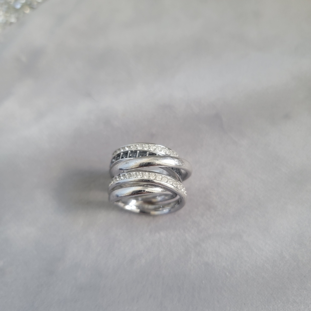 Swarovski Silver Twisted Ring